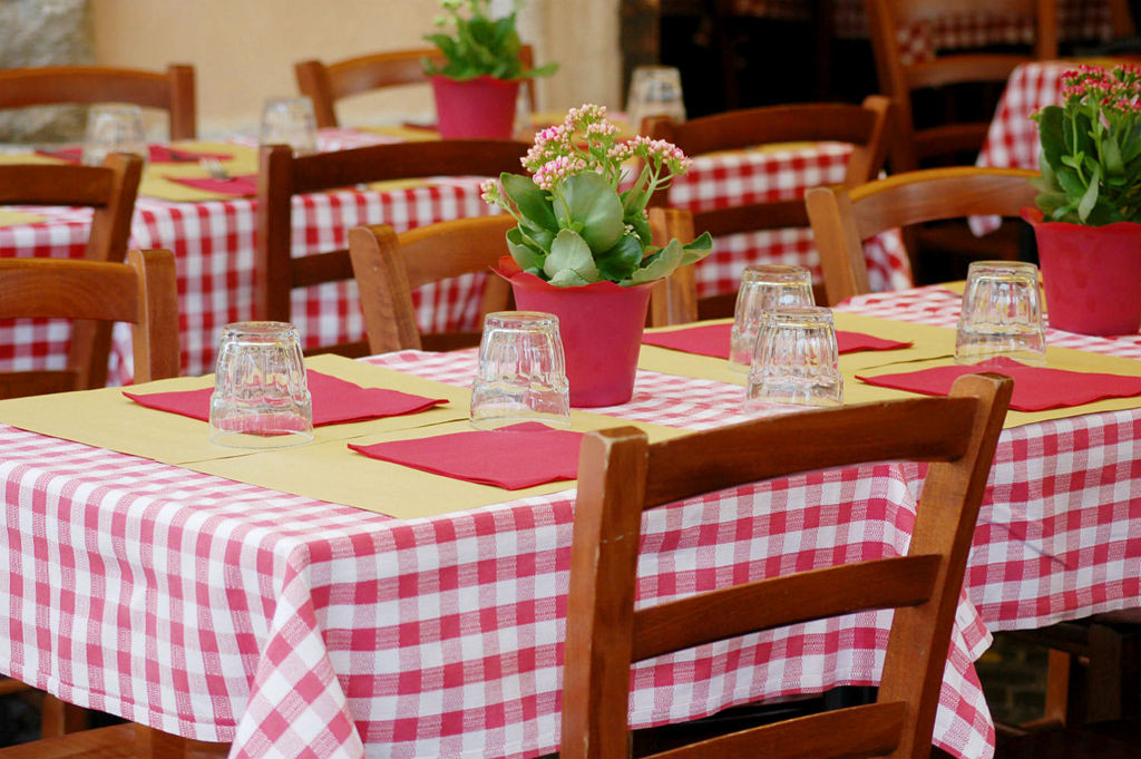 Campo di Fiori, Rome. Ristorante, Photo by Lisa van de Pol